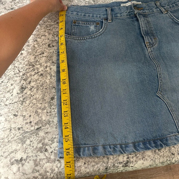 Vintage Tommy Hilfiger denim skirt - Picture 7 of 7